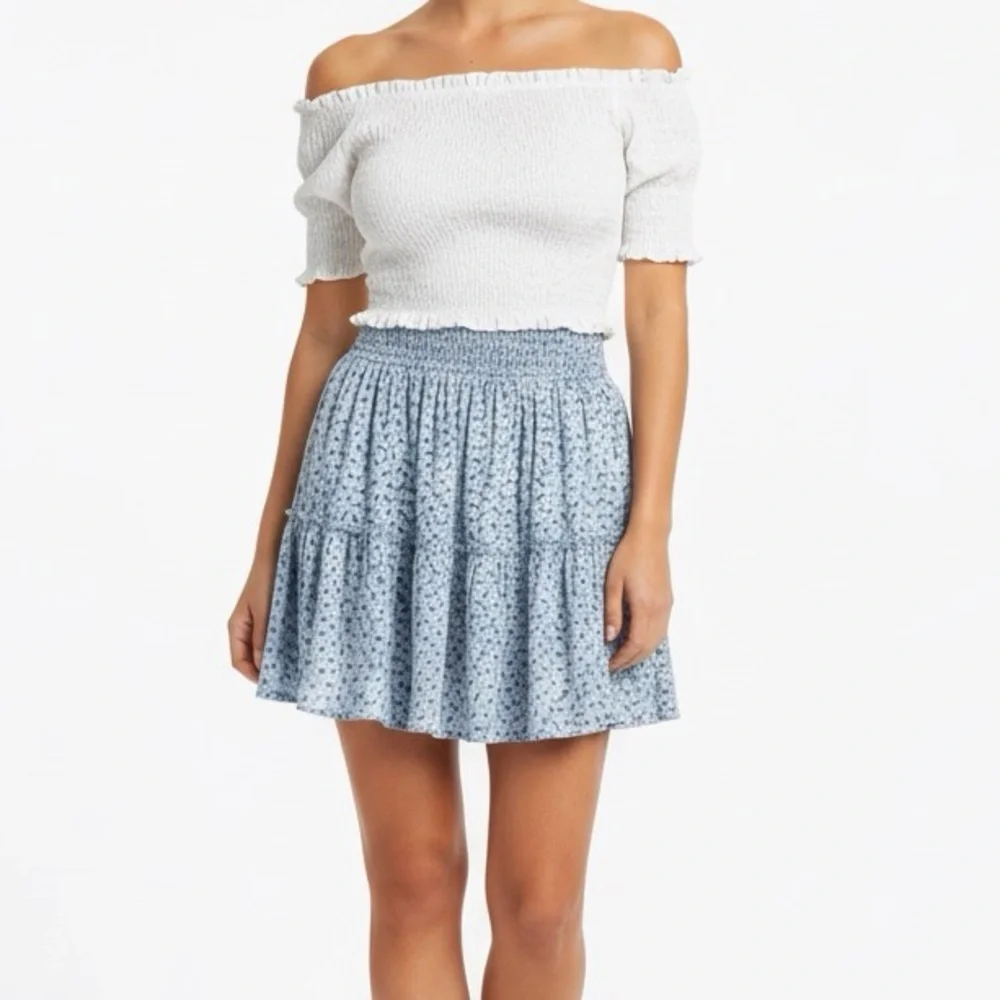 Wild Fable Floral Baby Blue Tiered Ruffle Mini Skirt Women’s size S